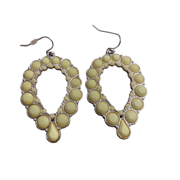 Earrings | Yellow Tear Drop Shape Silver Pastel Yellow New - Picture 5 of 6